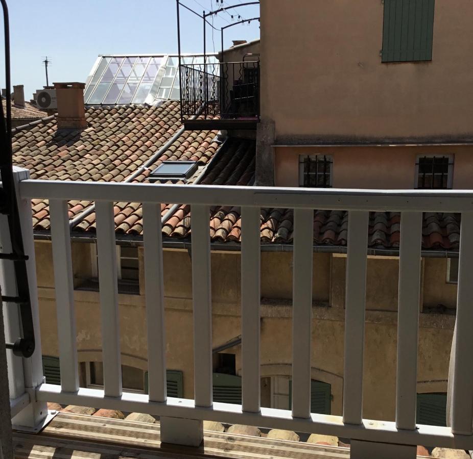 T2 Classe 3 Etoile Au Centre Du Quartier Historique Αιξ-αν-Προβάνς Εξωτερικό φωτογραφία