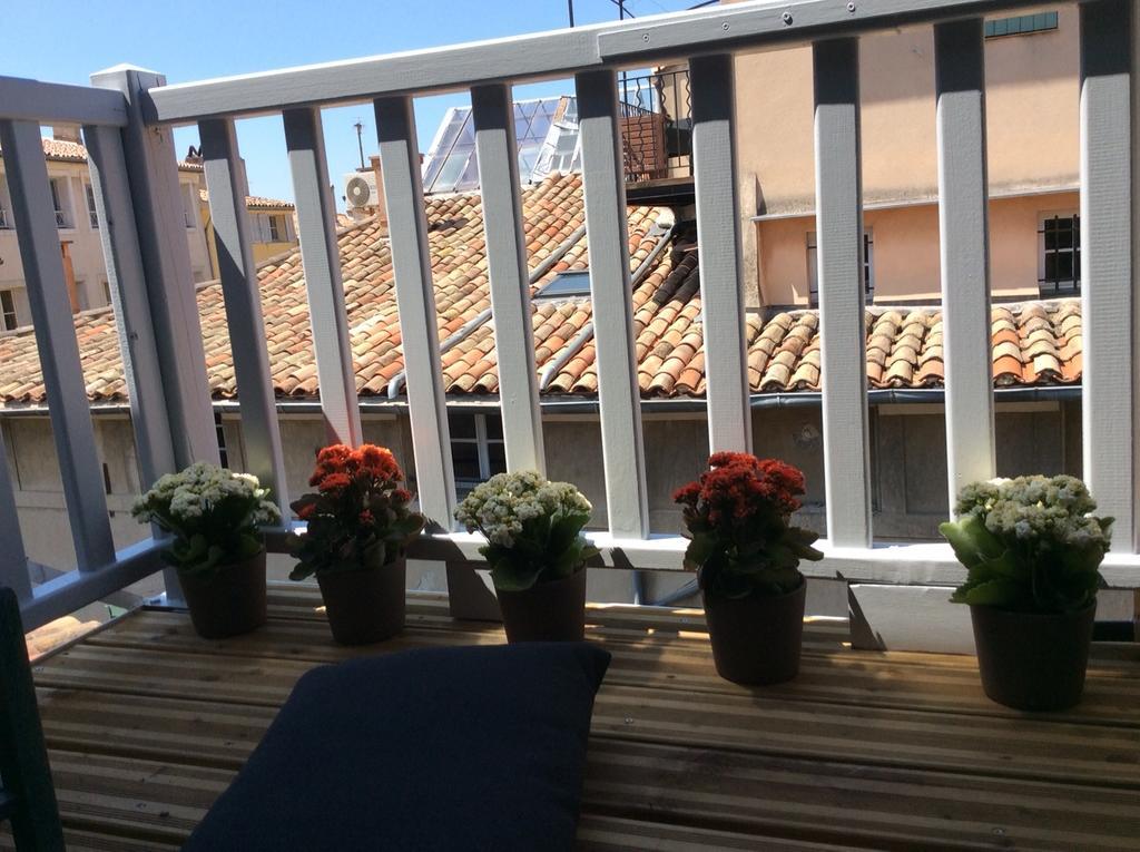 T2 Classe 3 Etoile Au Centre Du Quartier Historique Αιξ-αν-Προβάνς Εξωτερικό φωτογραφία